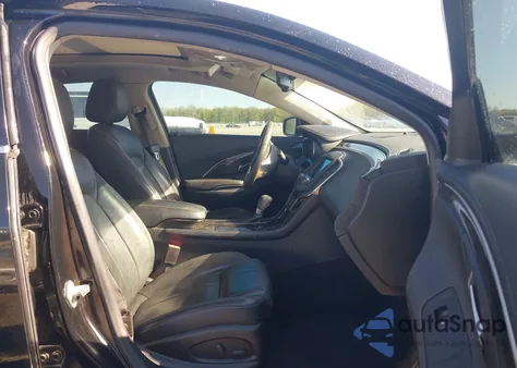 2016 Buick Lacrosse Leather из США, поврежденный, VIN 1G4GB5G33GF151777